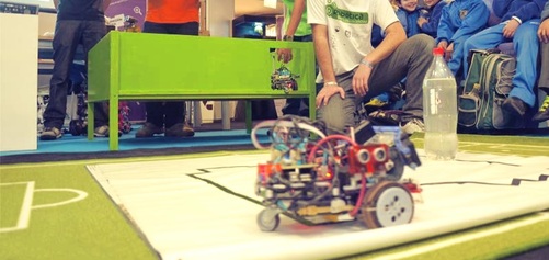 Tallers de robòtica per a infants i joves
